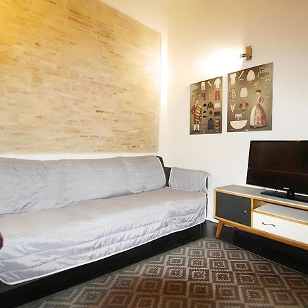 Apartamento Reformado Cerca De La Plaza Redonda 발렌시아 외부 사진