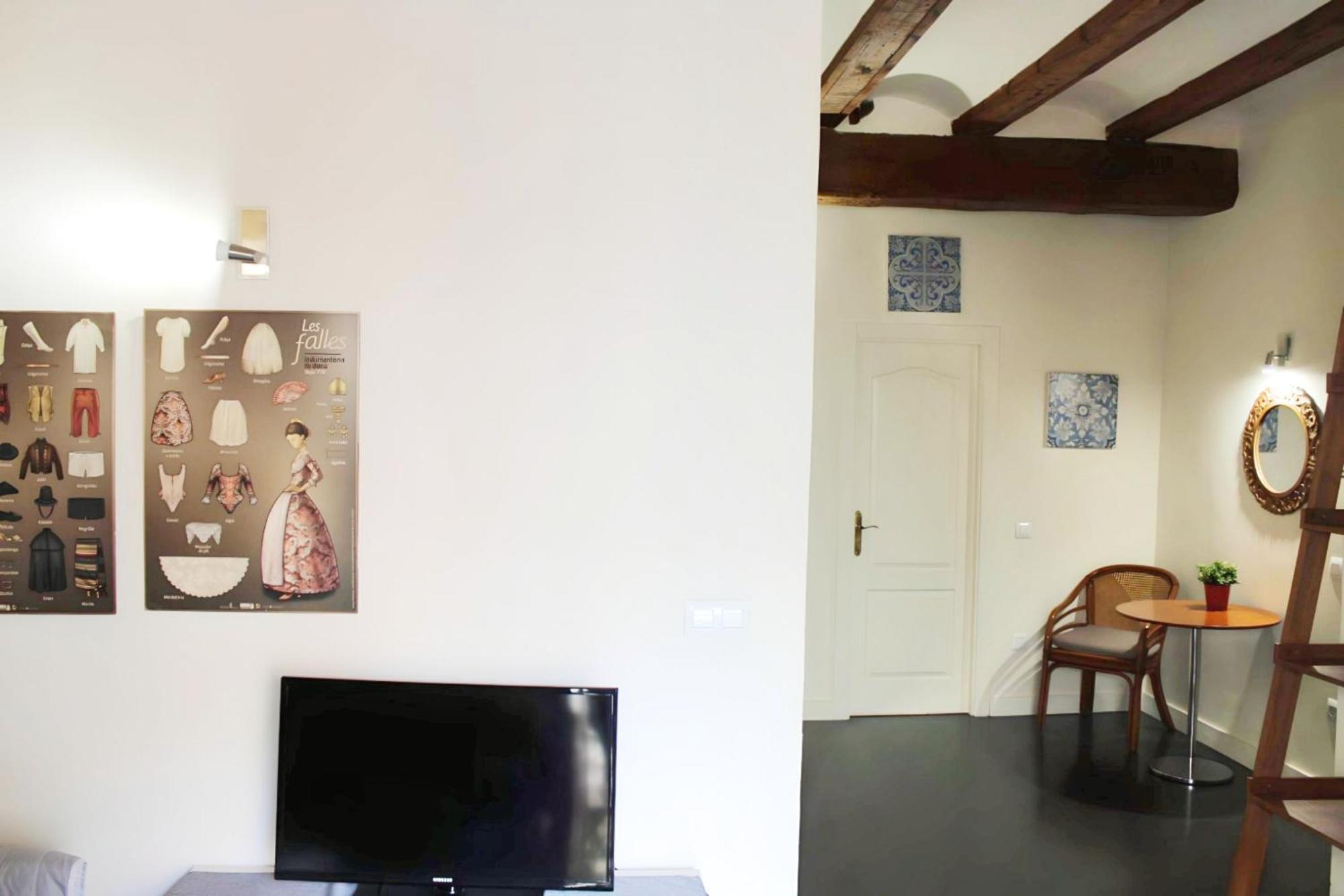 Apartamento Reformado Cerca De La Plaza Redonda 발렌시아 외부 사진